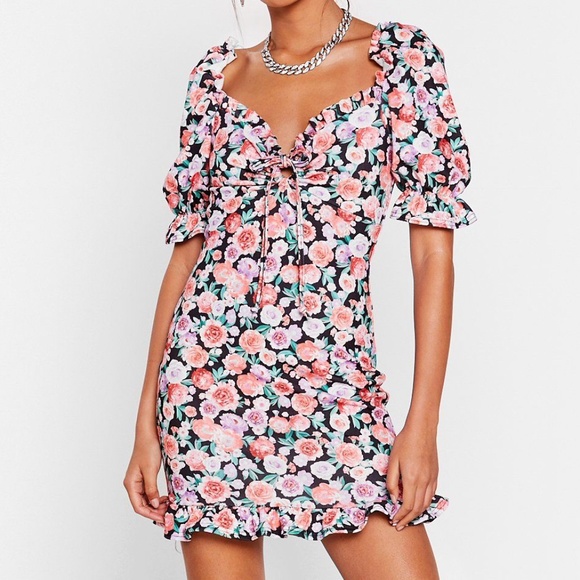 NWT Nasty Gal Pink Floral Bodycon Dress, Size 6, Puff Sleeve with Keyhole - Picture 1 of 14